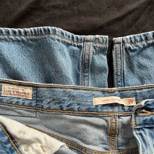 Womens levis loose straight jeans